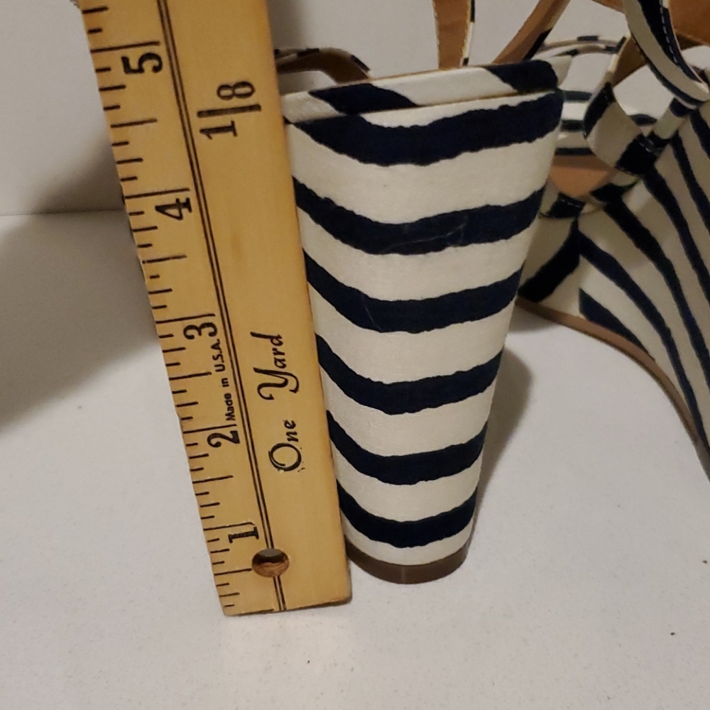 Nordstrom BP Wedge Open Toe Heels 🎉HP🎉 - Picture 4 of 7